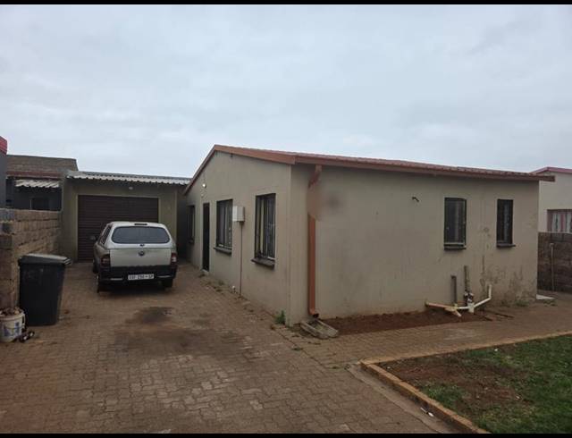 3 BEDROOM HOUSE FOR SALE IN PROTEA GLEN EXT